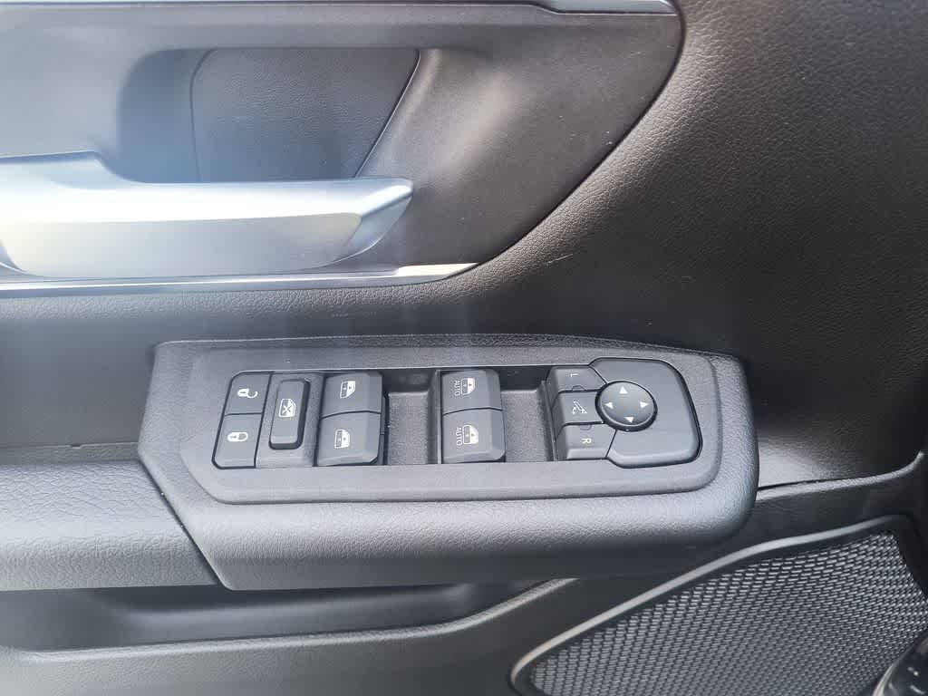 Thumbnail: 2026 RAM 1500 - 13