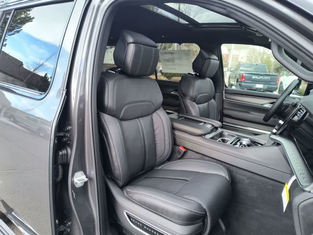 Thumbnail: 2026 Jeep Grand Wagoneer - 26