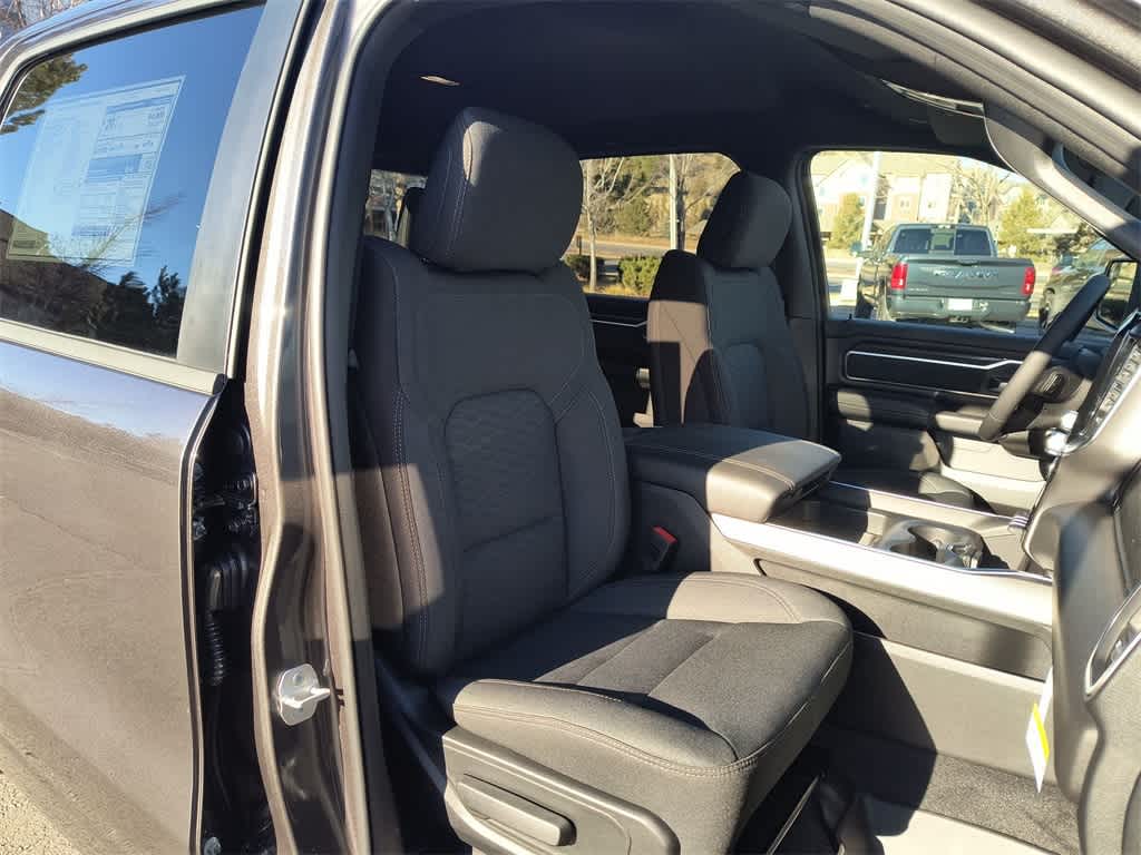 Thumbnail: 2026 RAM 1500 - 24