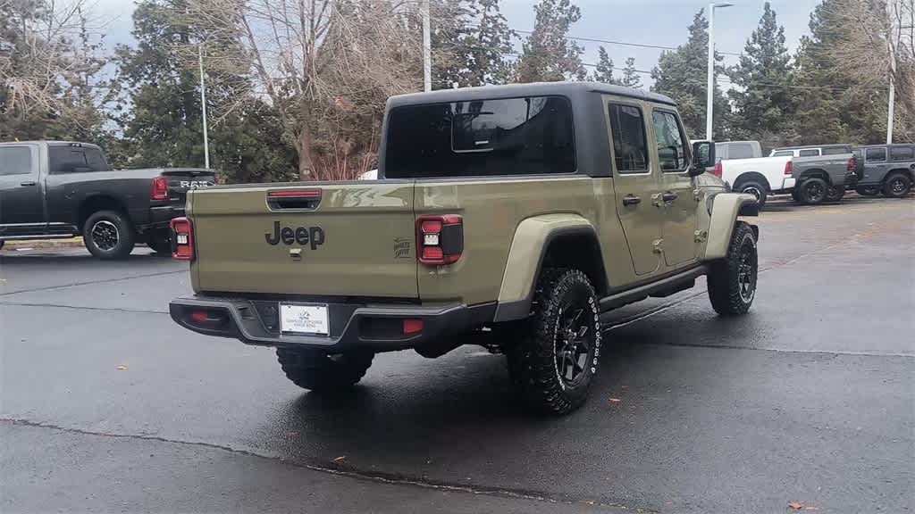 Thumbnail: 2026 Jeep Gladiator - 8