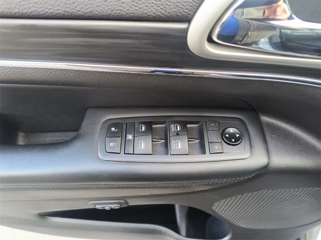 Thumbnail: 2021 Jeep Grand Cherokee - 13