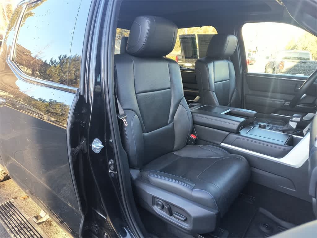 Thumbnail: 2022 Toyota Tundra - 25