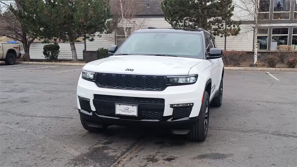 Thumbnail: 2025 Jeep Grand Cherokee - 4