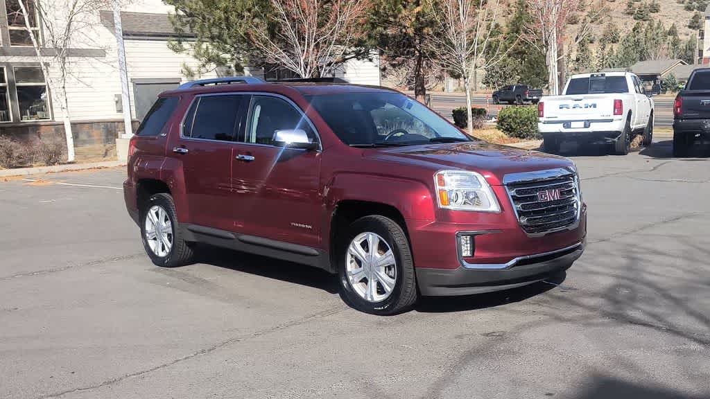Thumbnail: 2017 GMC Terrain - 3