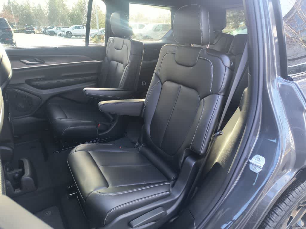 Thumbnail: 2025 Jeep Grand Cherokee L - 23