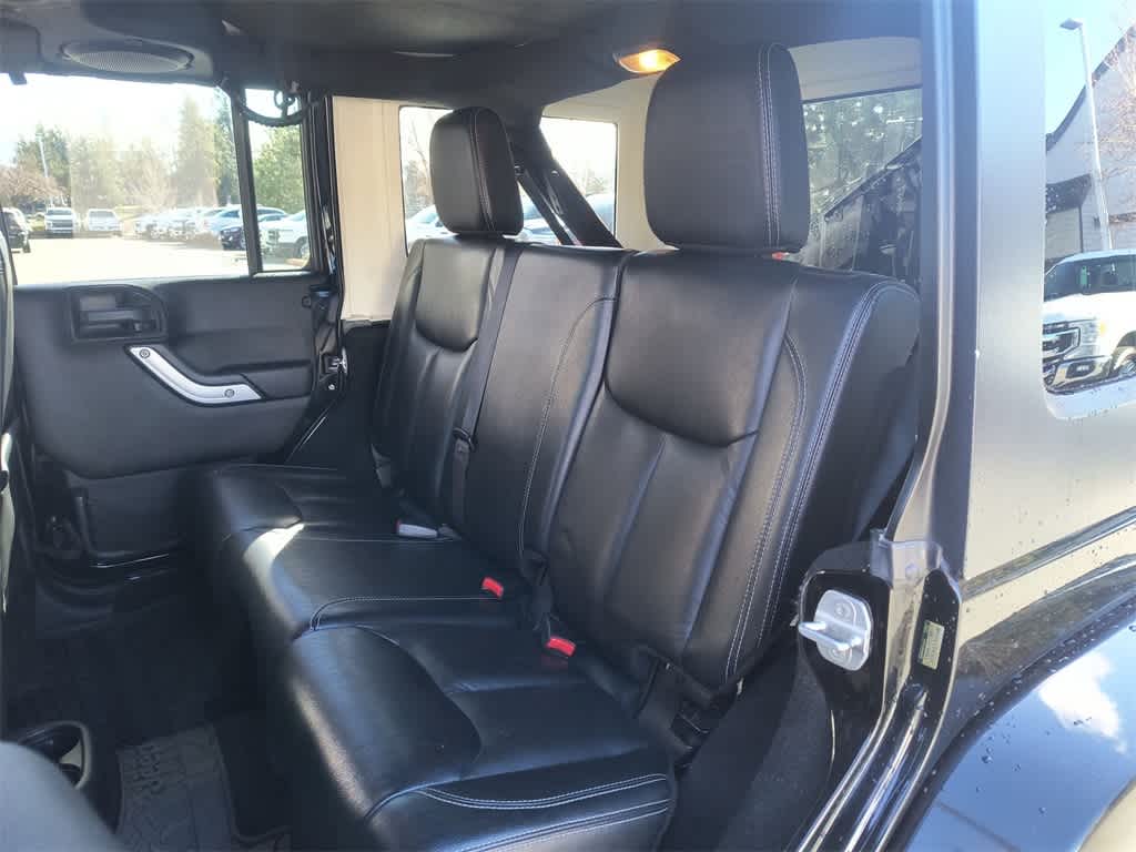 Thumbnail: 2014 Jeep Wrangler - 23