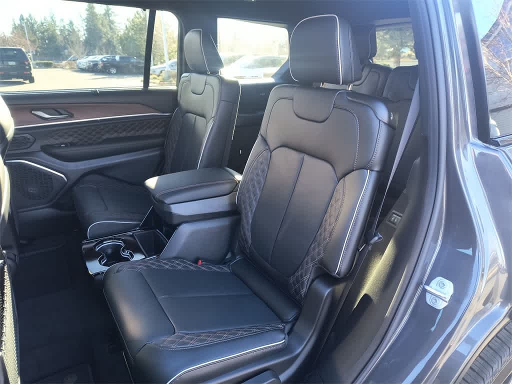 Thumbnail: 2025 Jeep Grand Cherokee L - 23