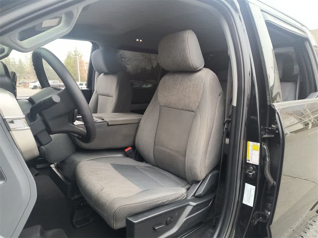 Thumbnail: 2024 Ford Econoline - 11