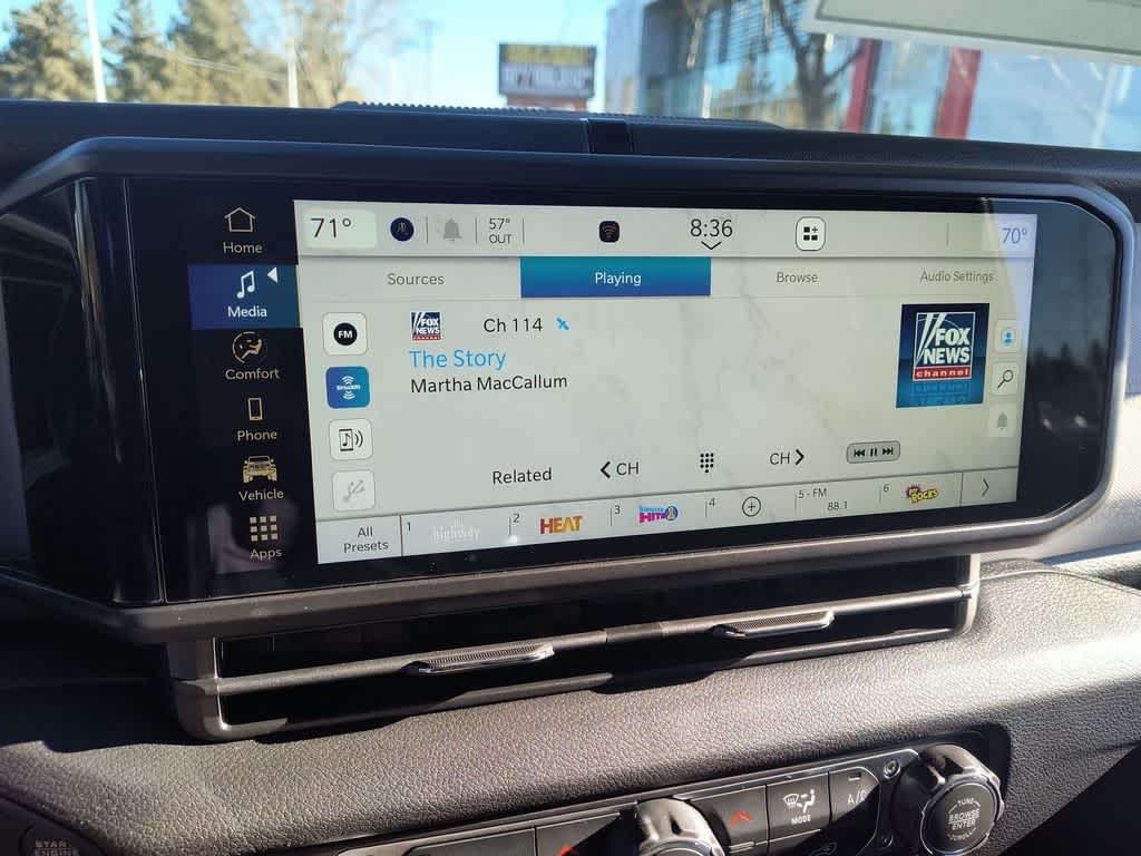 Thumbnail: 2026 Jeep Gladiator - 16