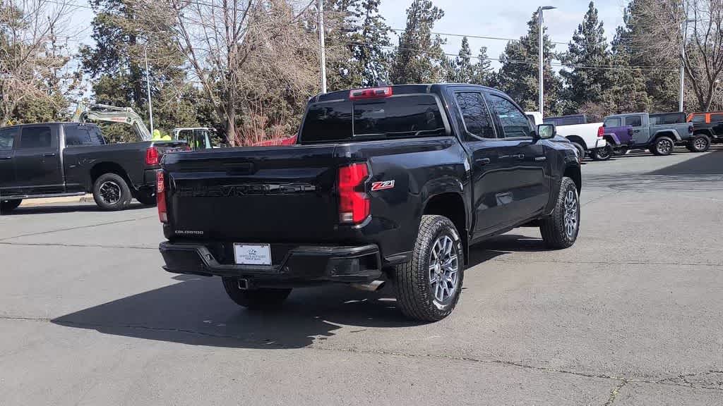 Thumbnail: 2024 Chevrolet Colorado - 8