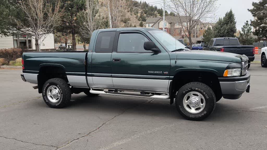 Thumbnail: 2002 Dodge Ram 2500 - 2