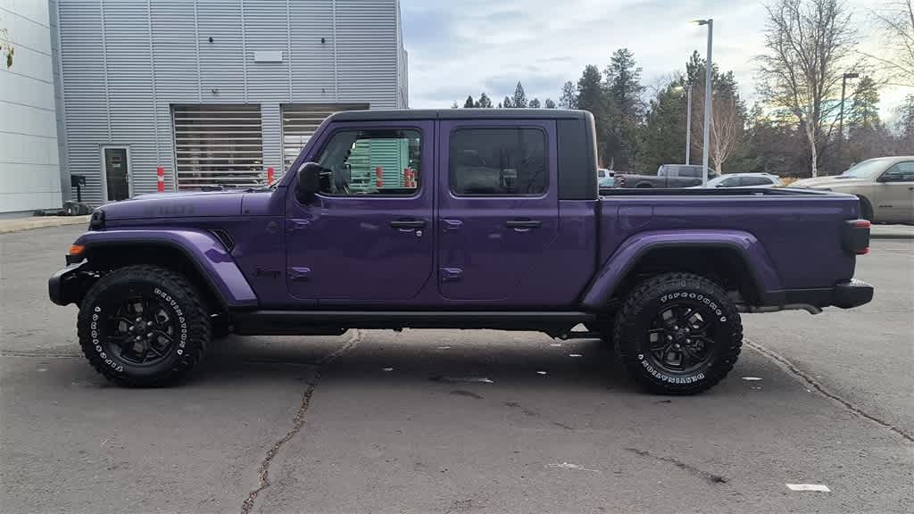 Thumbnail: 2026 Jeep Gladiator - 5