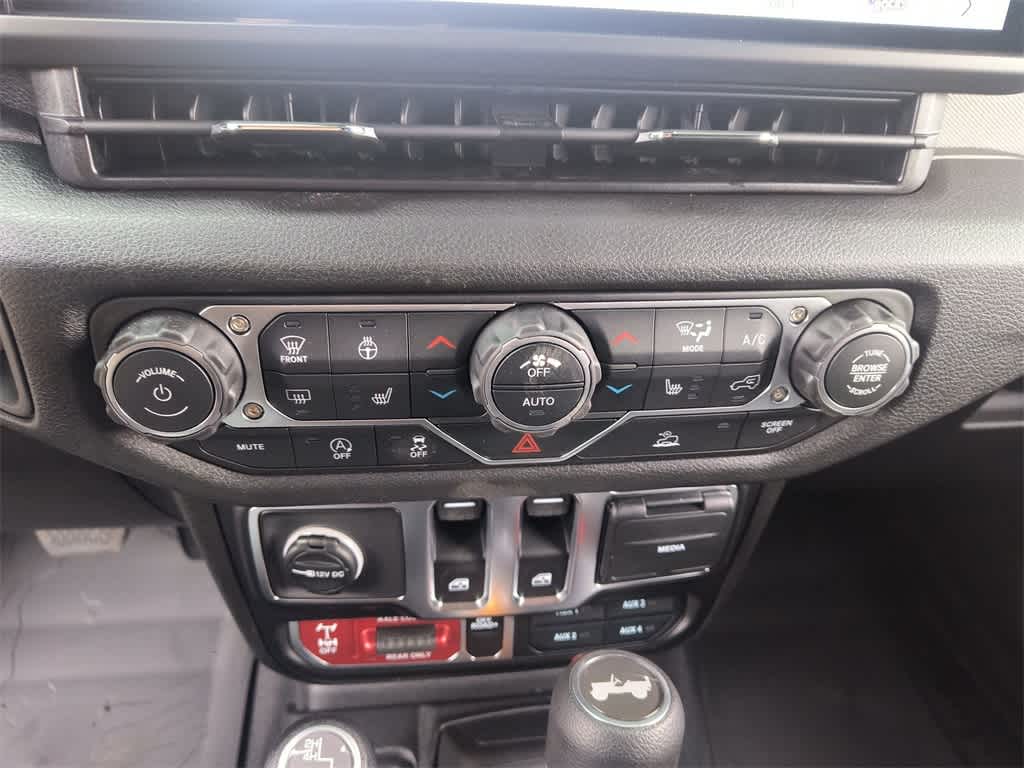 Thumbnail: 2026 Jeep Wrangler - 18