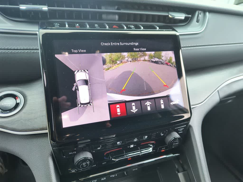 Thumbnail: 2025 Jeep Grand Cherokee L - 17