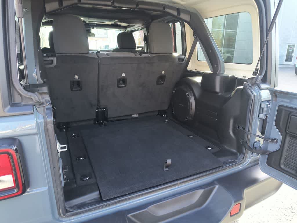 Thumbnail: 2024 Jeep Wrangler - 22