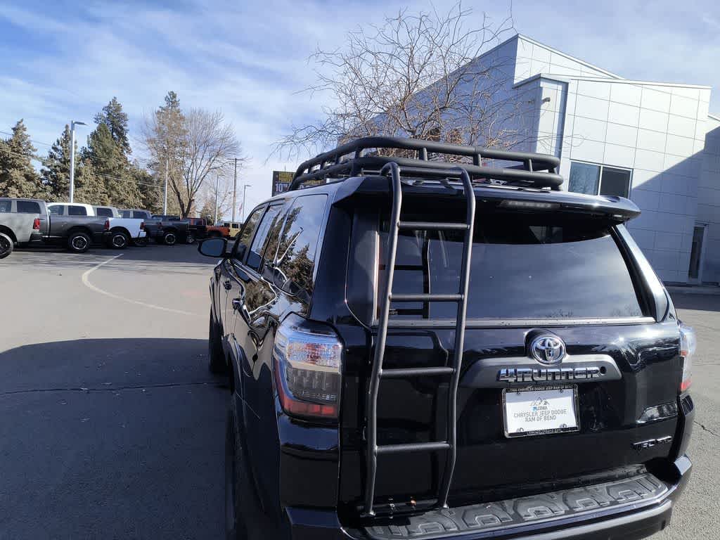 Thumbnail: 2019 Toyota 4Runner - 28