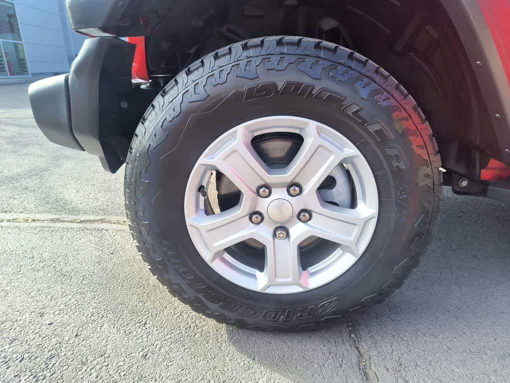 Thumbnail: 2021 Jeep Wrangler - 10