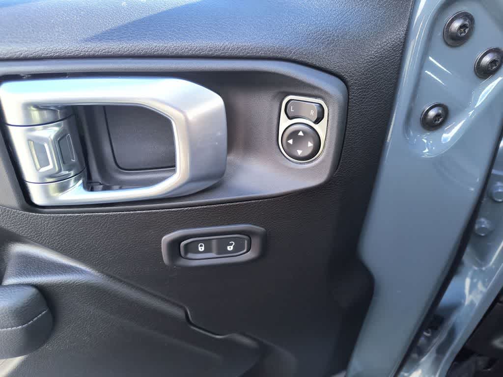 Thumbnail: 2026 Jeep Wrangler - 13