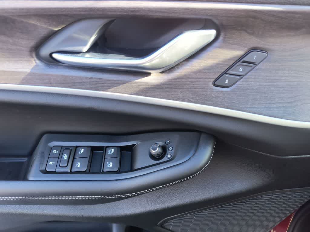 Thumbnail: 2025 Jeep Grand Cherokee - 13