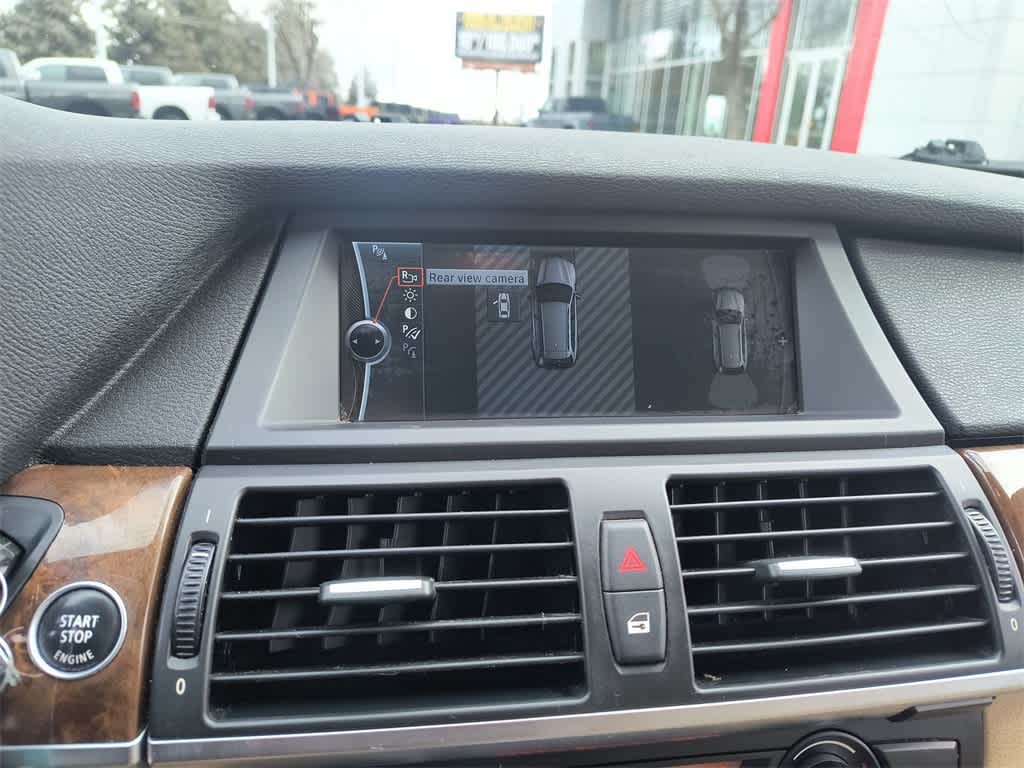 Thumbnail: 2010 BMW X5 - 17