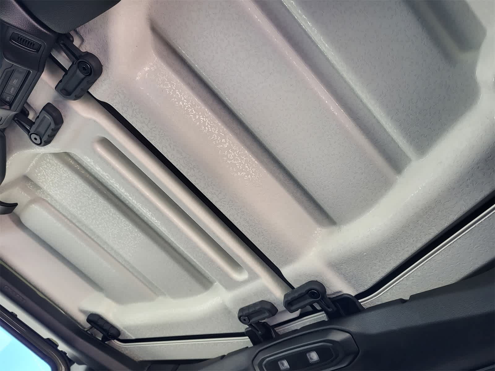 Thumbnail: 2025 Jeep Gladiator - 16