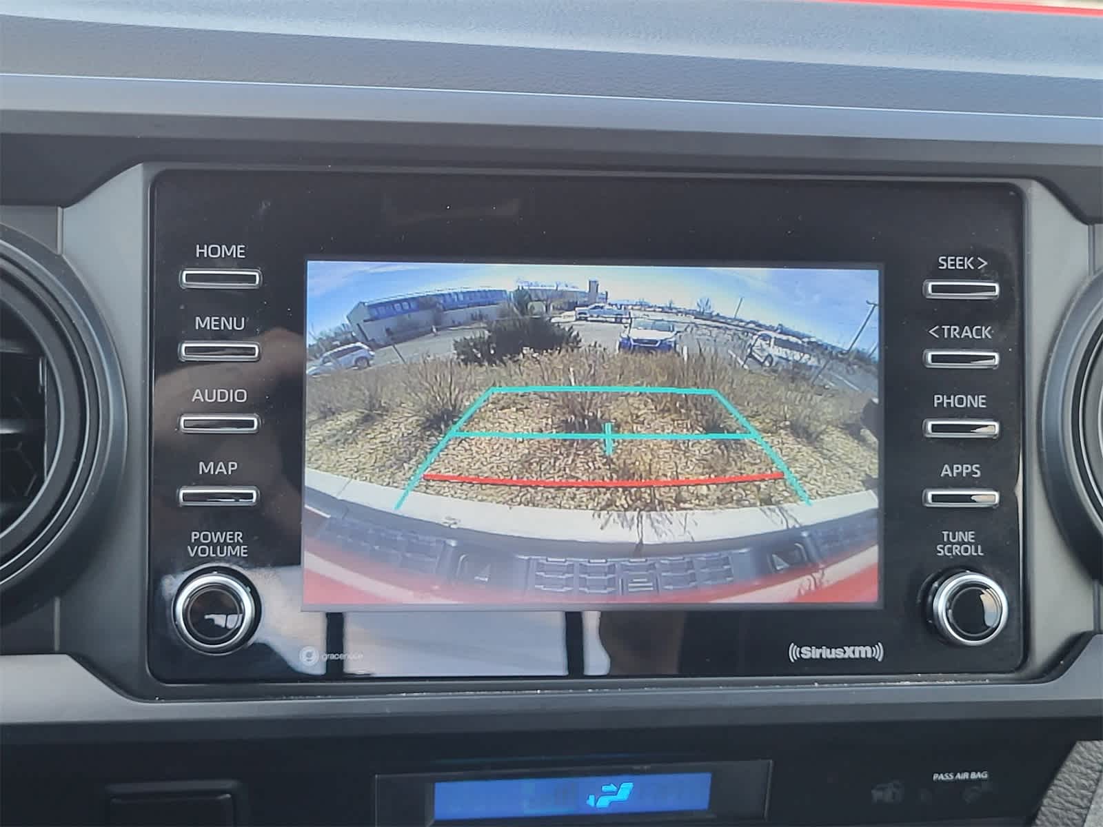 Thumbnail: 2022 Toyota Tacoma - 17