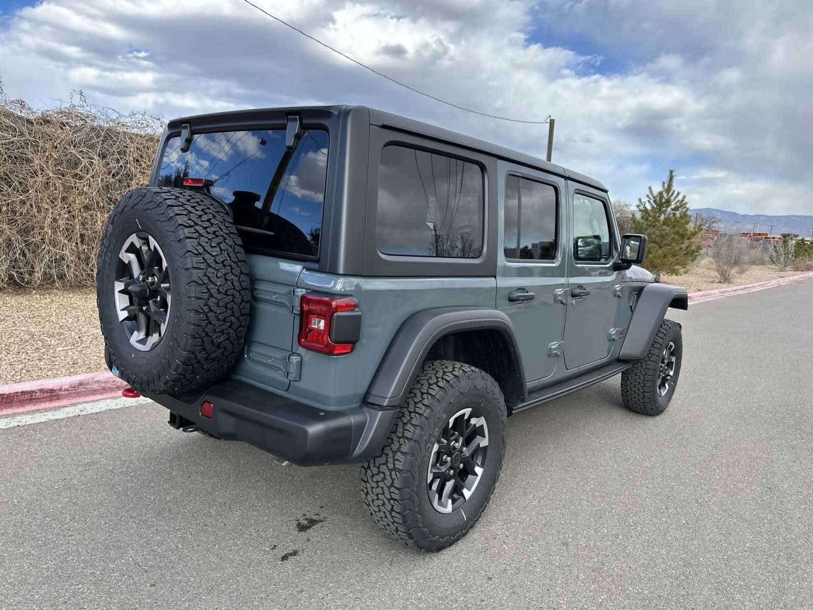 Thumbnail: 2024 Jeep Wrangler - 36
