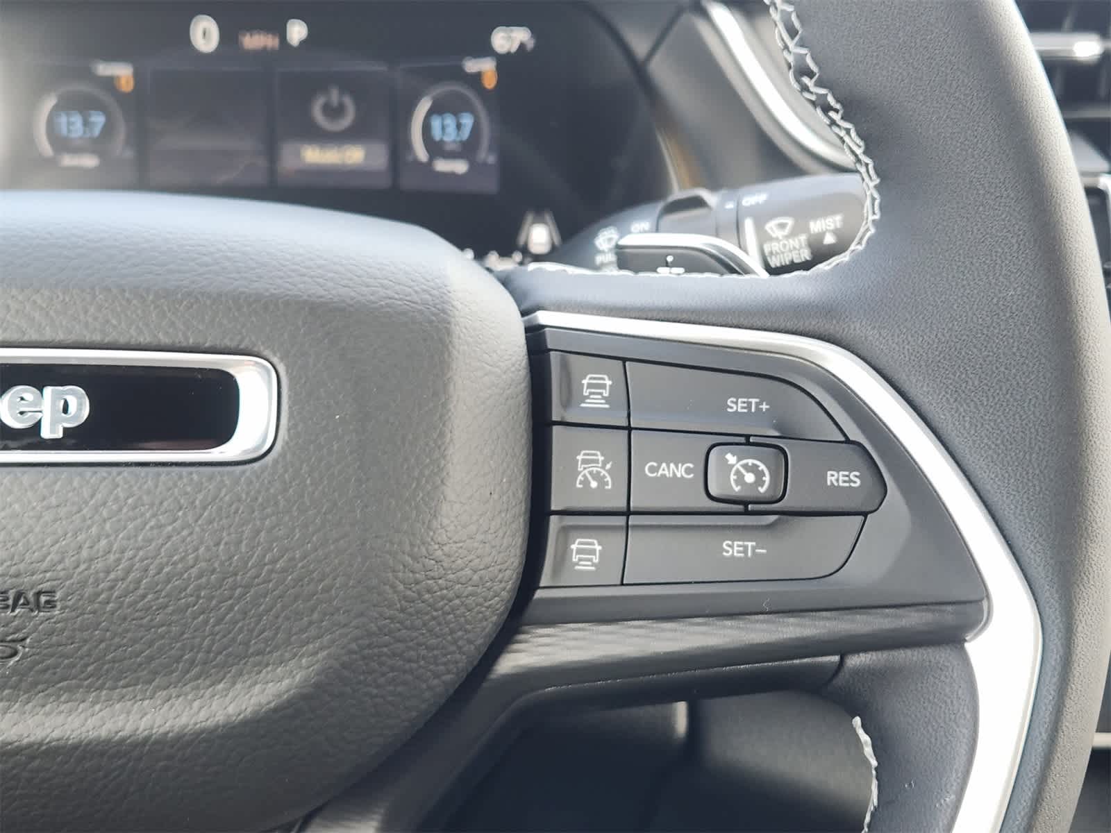 Thumbnail: 2025 Jeep Grand Cherokee - 23