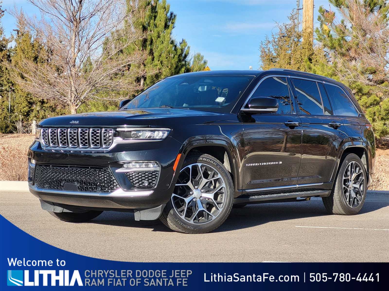 2023 Jeep Grand Cherokee Summit Reserve's photo