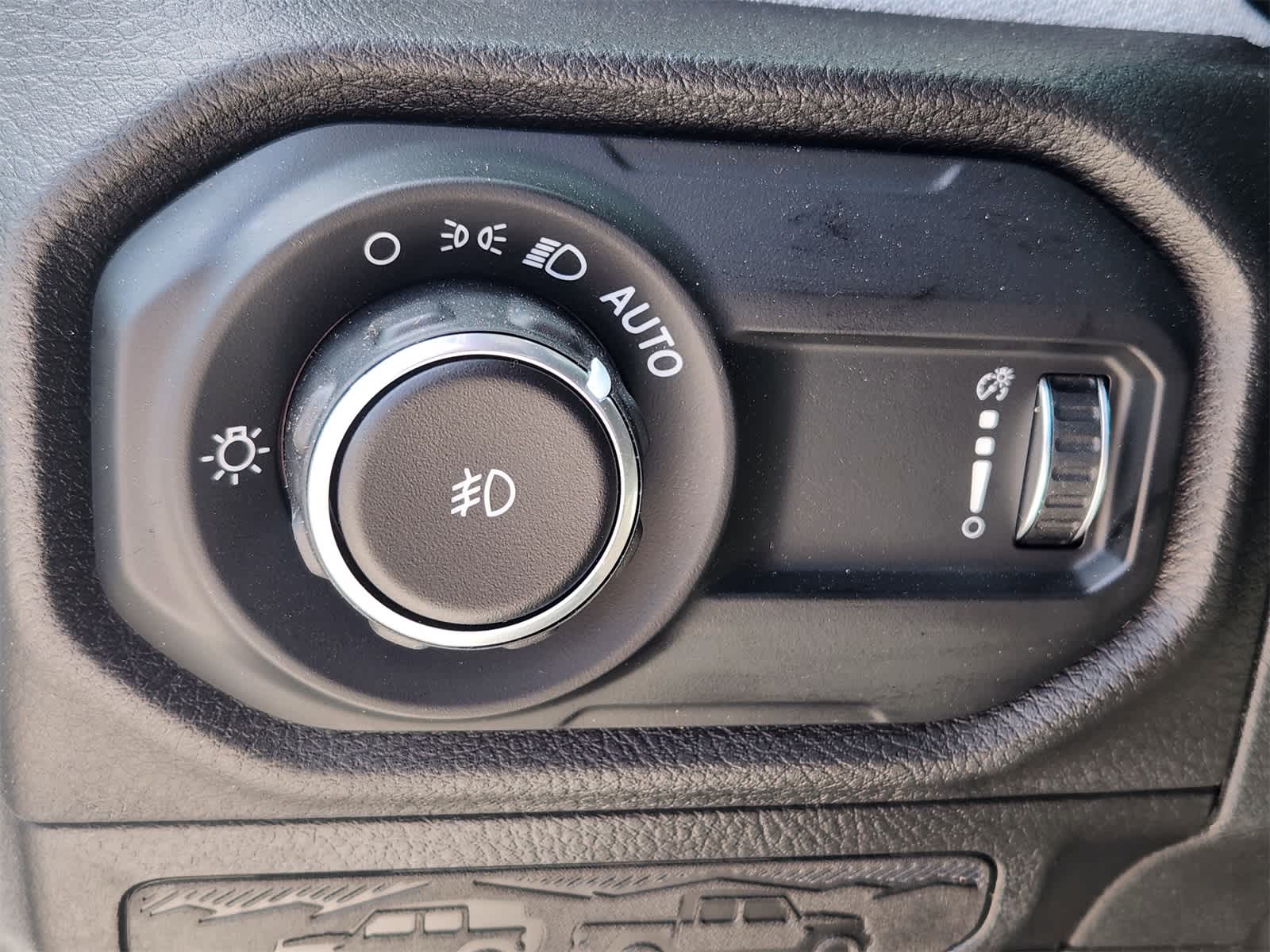 Thumbnail: 2025 Jeep Wrangler - 17