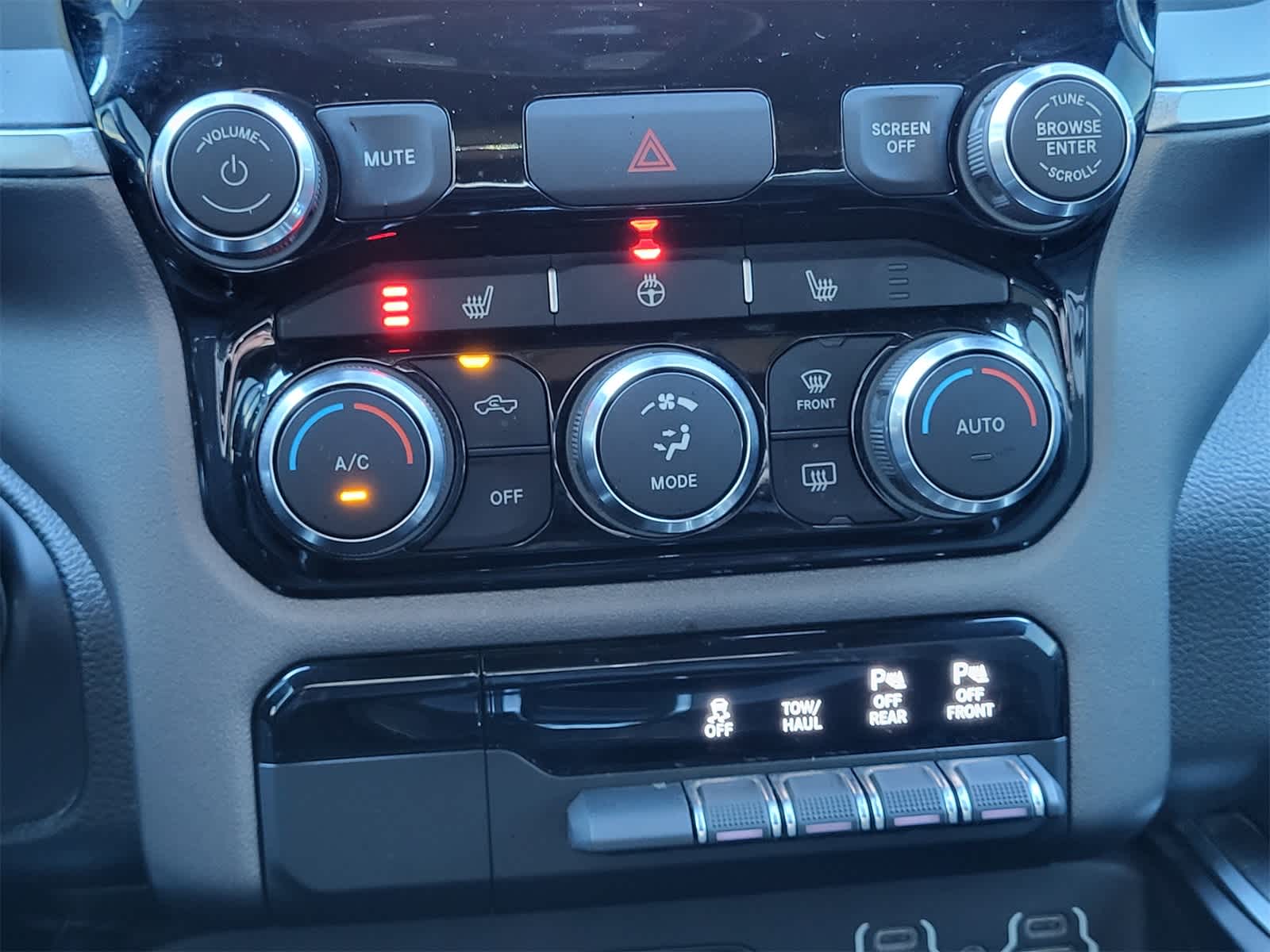 Thumbnail: 2022 RAM 1500 - 21