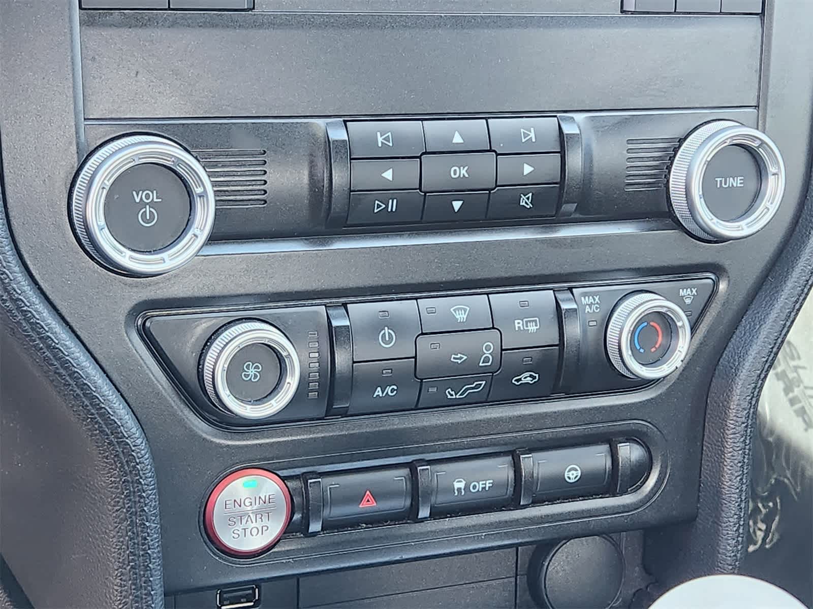 Thumbnail: 2021 Ford Mustang - 22