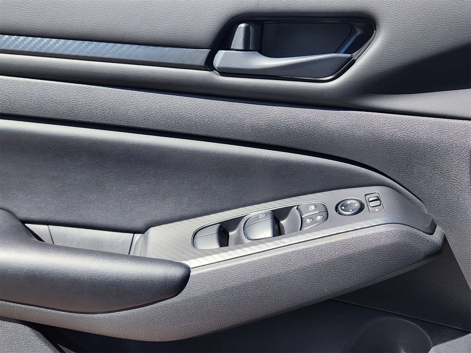 Thumbnail: 2024 Nissan Altima - 20