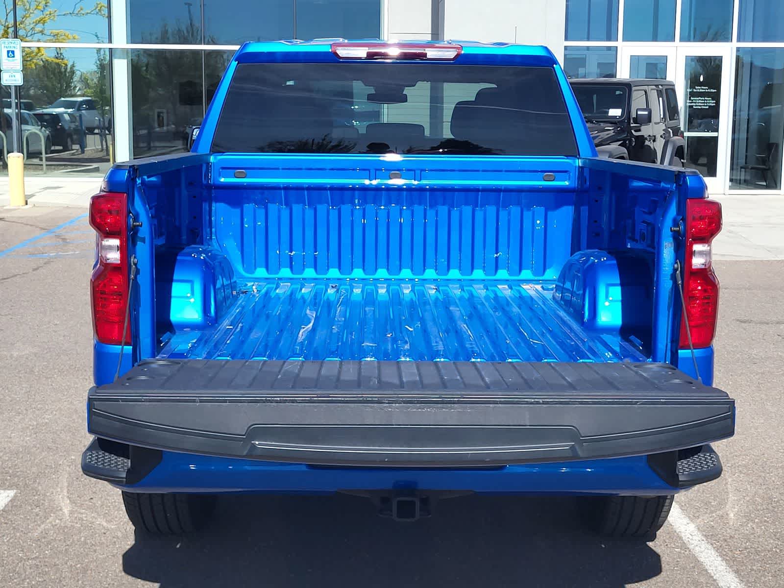 Thumbnail: 2025 Chevrolet Silverado 1500 - 30