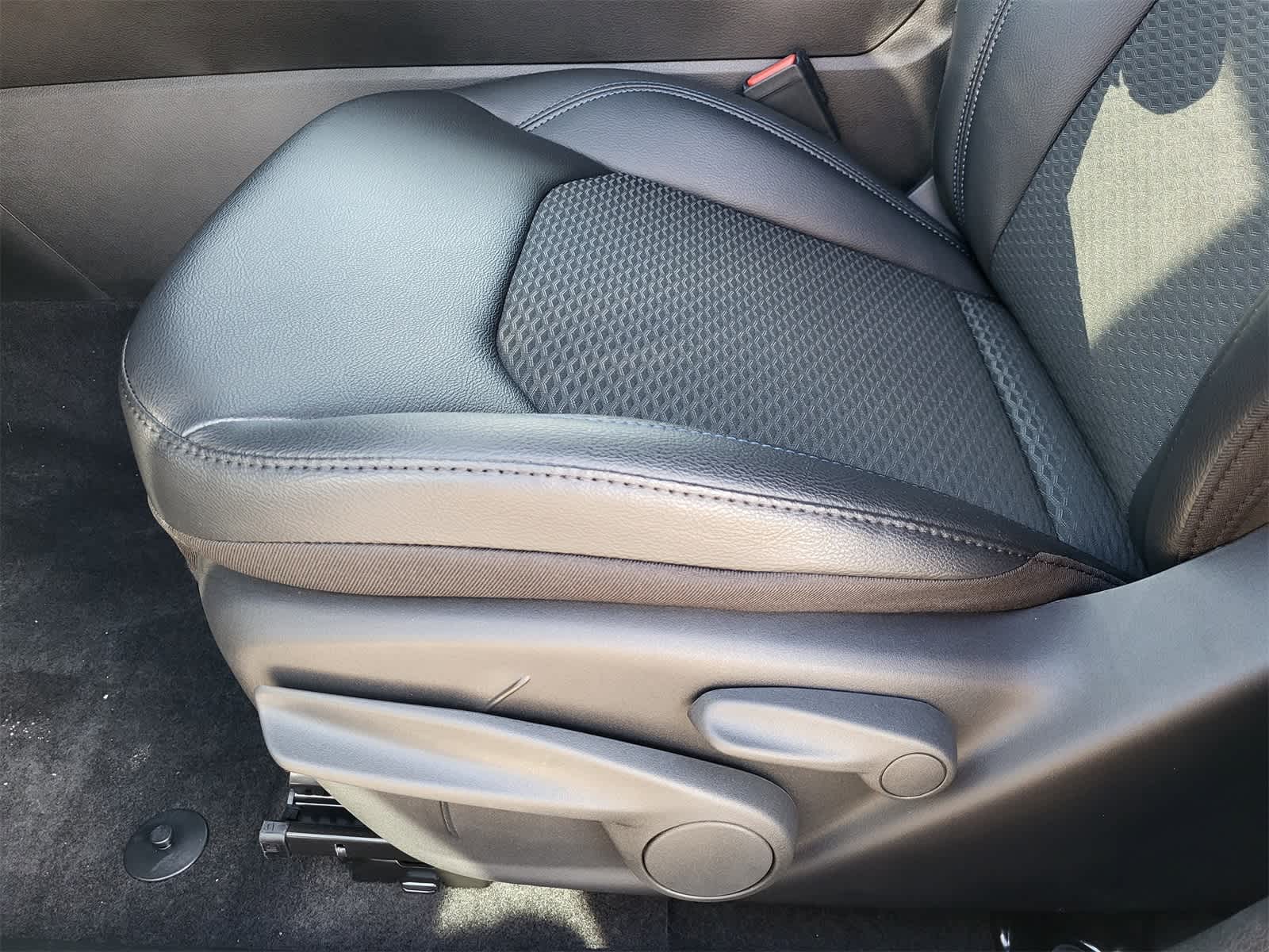 Thumbnail: 2026 Jeep Compass - 17