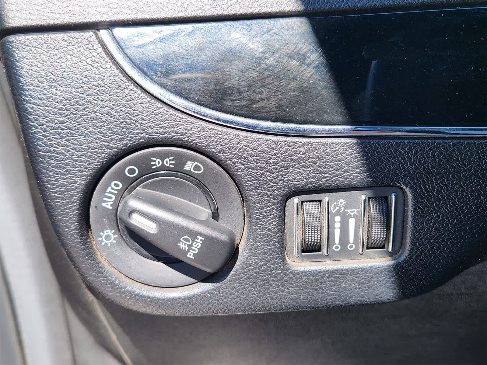 Thumbnail: 2018 Dodge Grand Caravan - 18