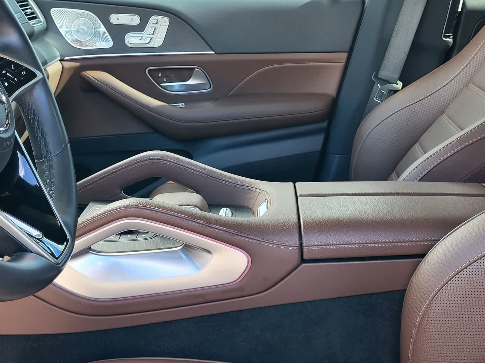 Thumbnail: 2024 Mercedes-Benz GLS - 26