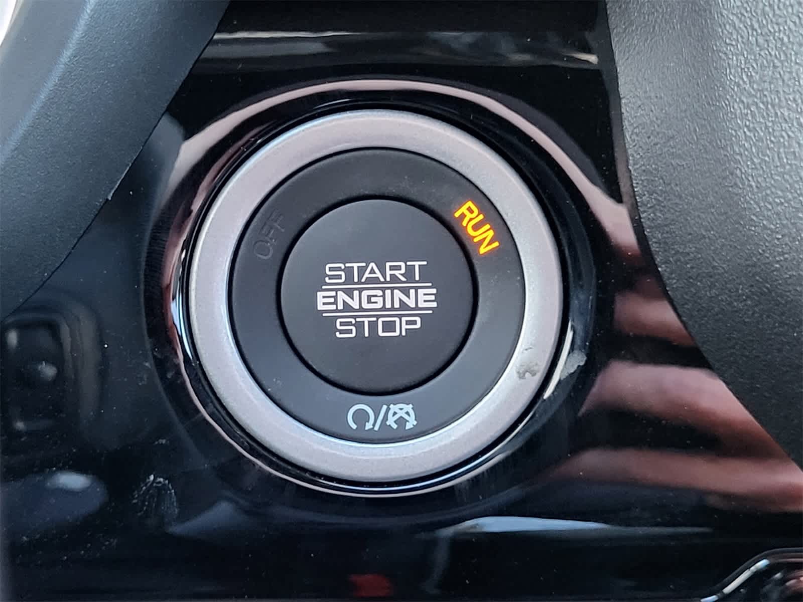 Thumbnail: 2026 RAM 1500 - 14