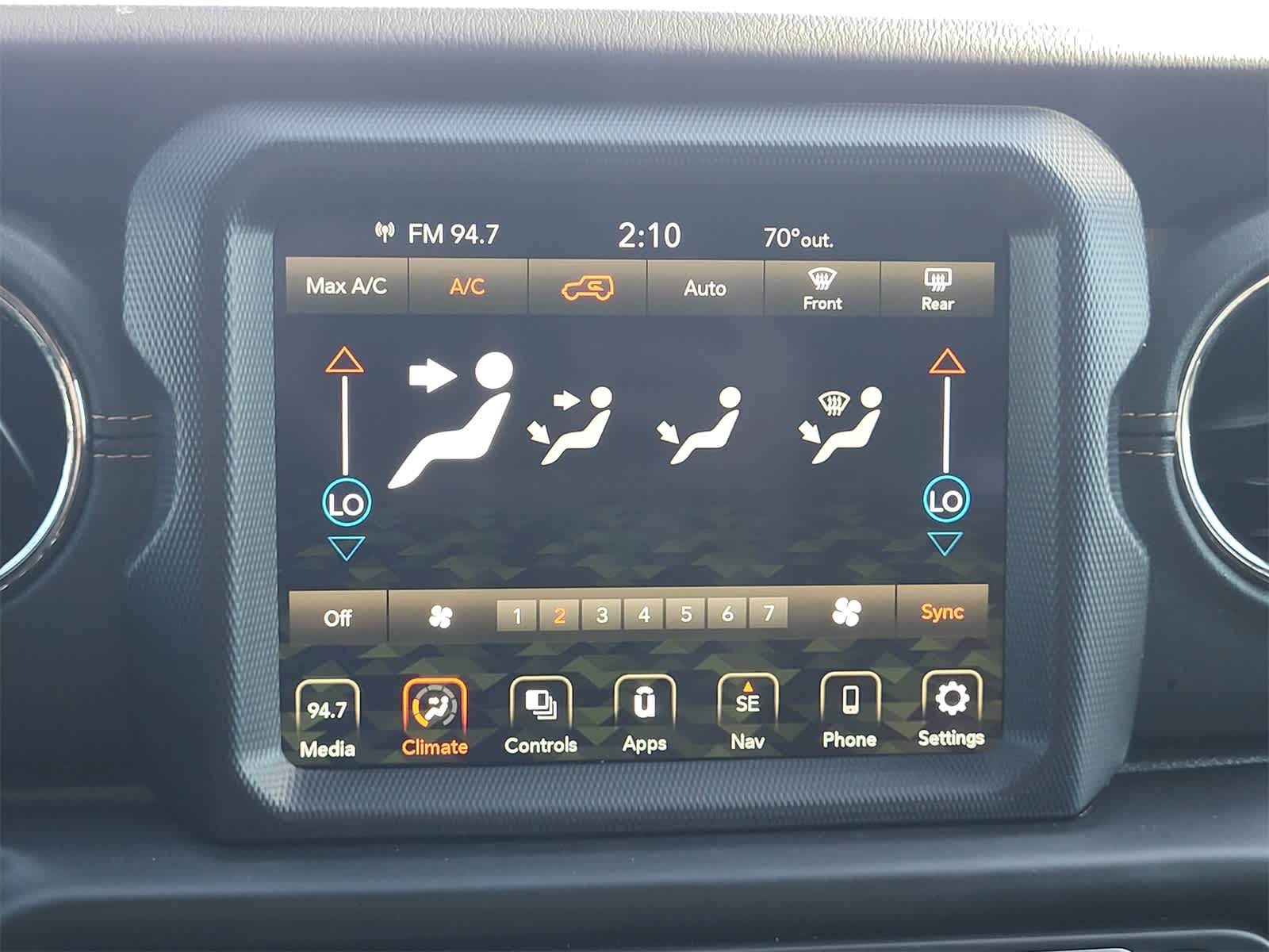 Thumbnail: 2021 Jeep Wrangler - 19