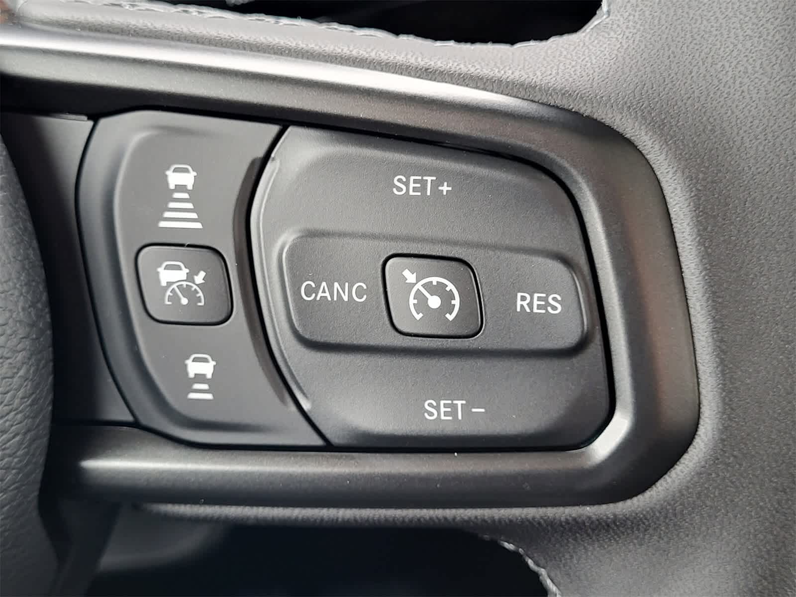 Thumbnail: 2026 Jeep Wrangler - 15