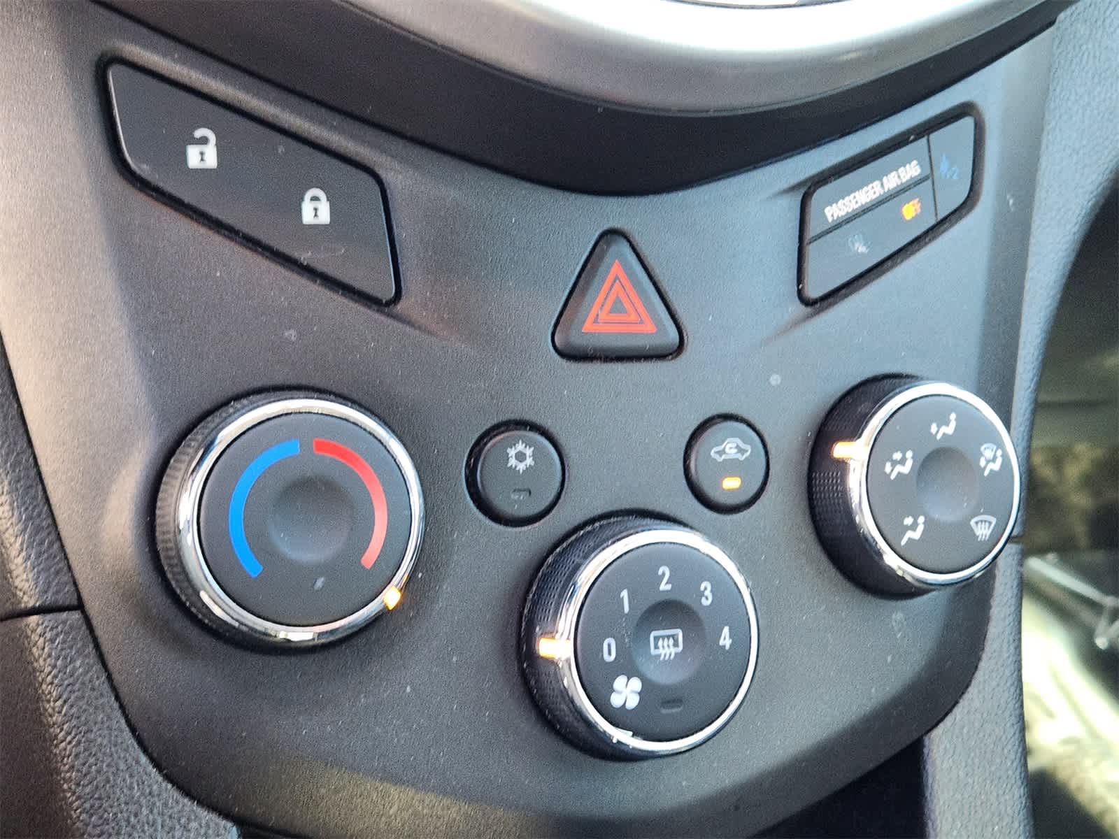 Thumbnail: 2017 Chevrolet Sonic - 19