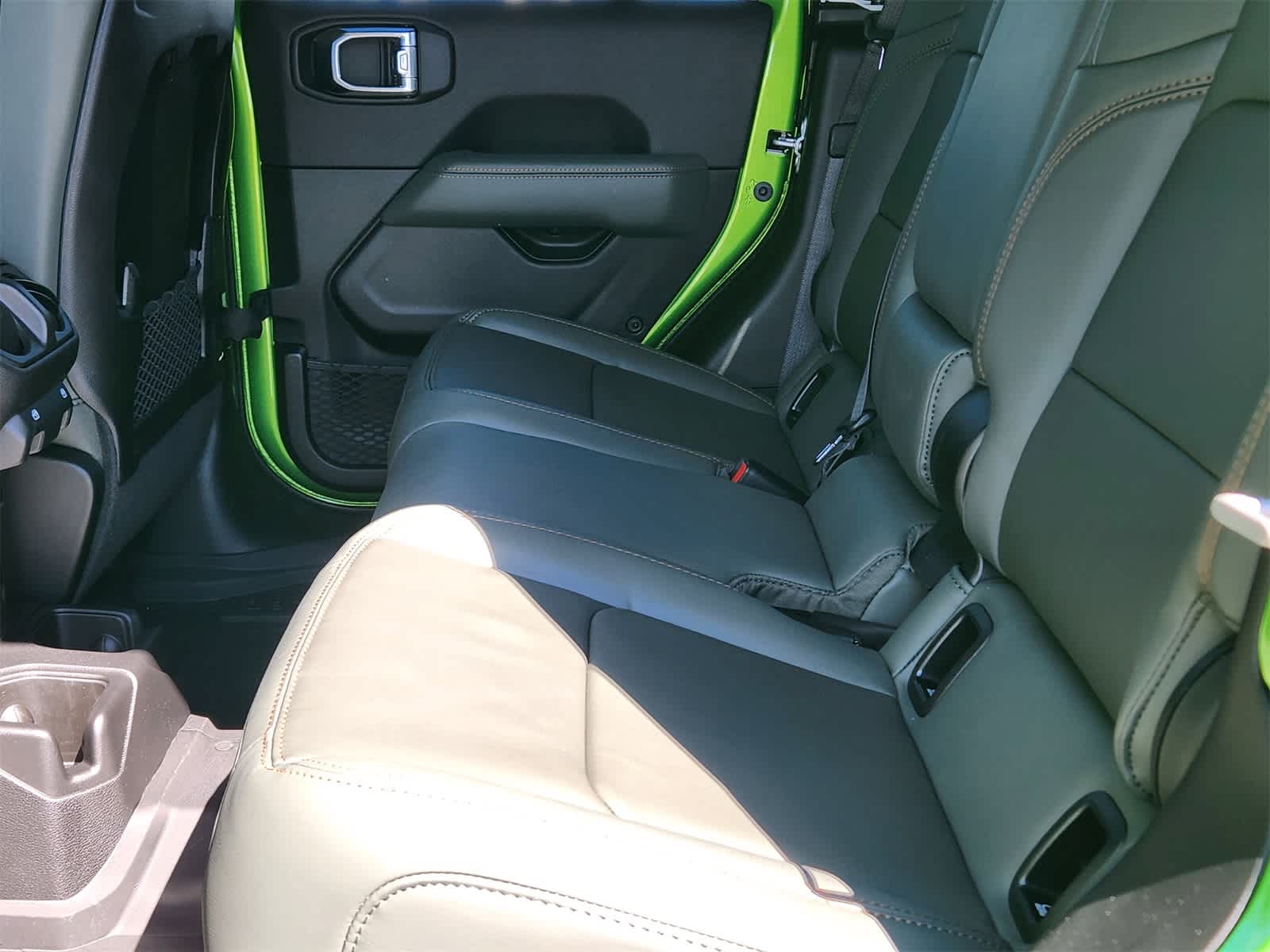 Thumbnail: 2025 Jeep Gladiator - 27