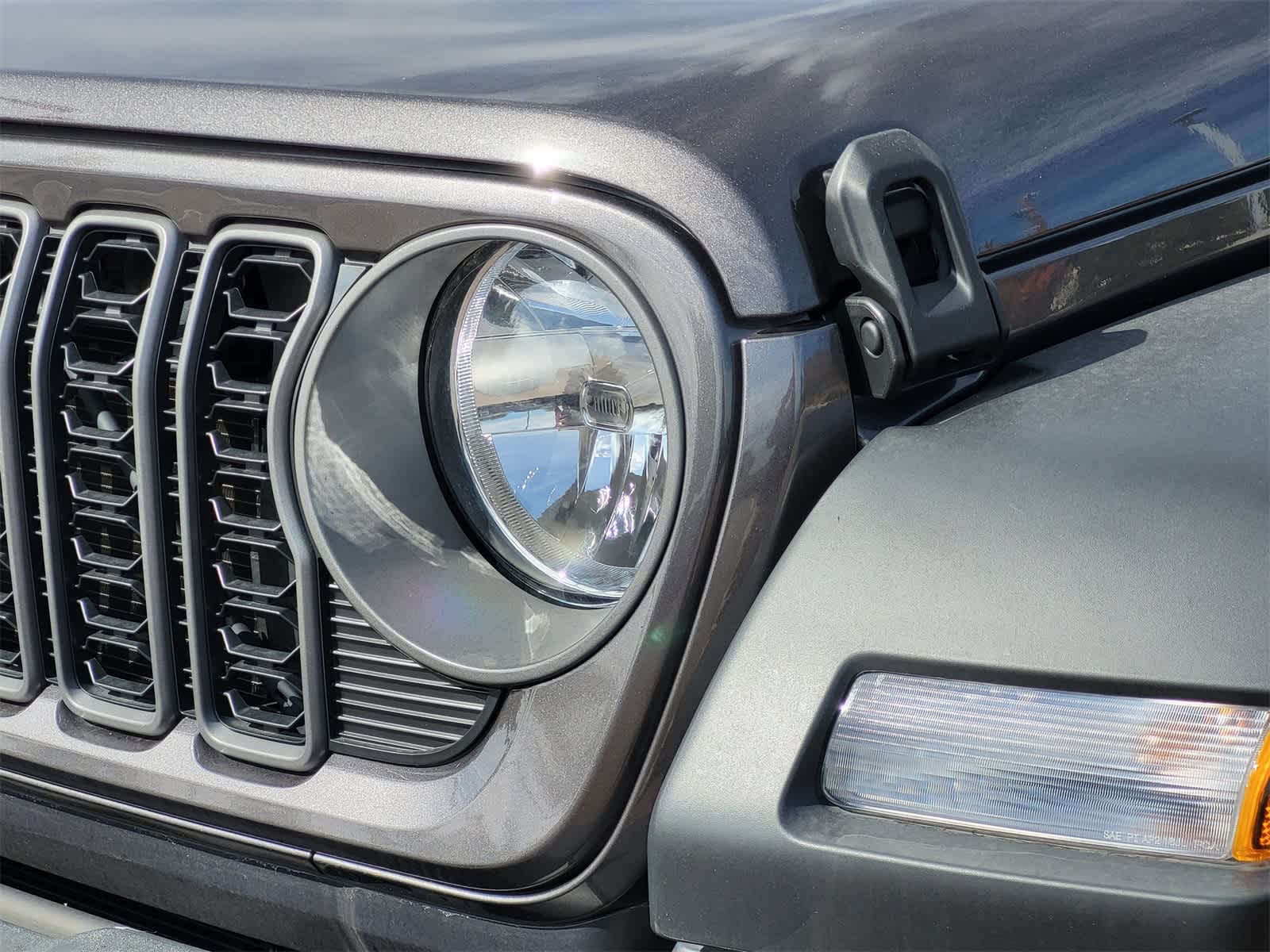 Thumbnail: 2025 Jeep Wrangler - 5