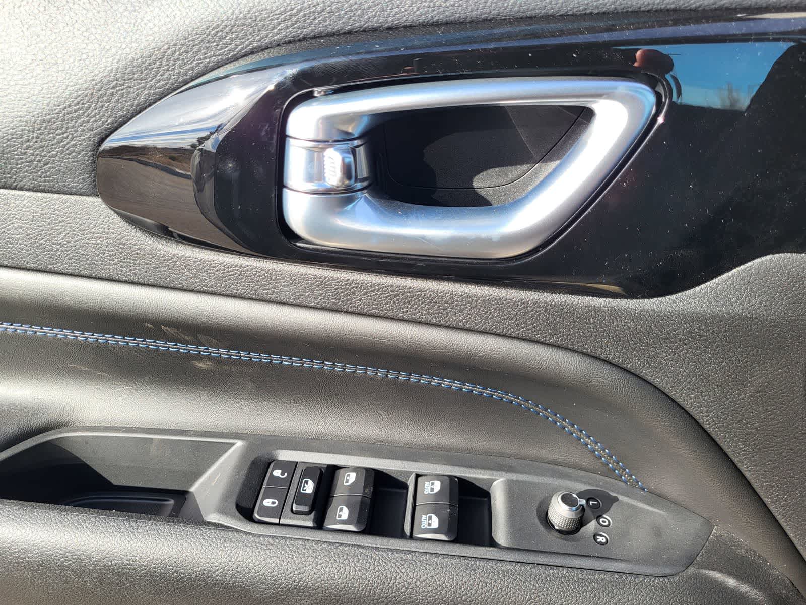 Thumbnail: 2026 Jeep Compass - 16