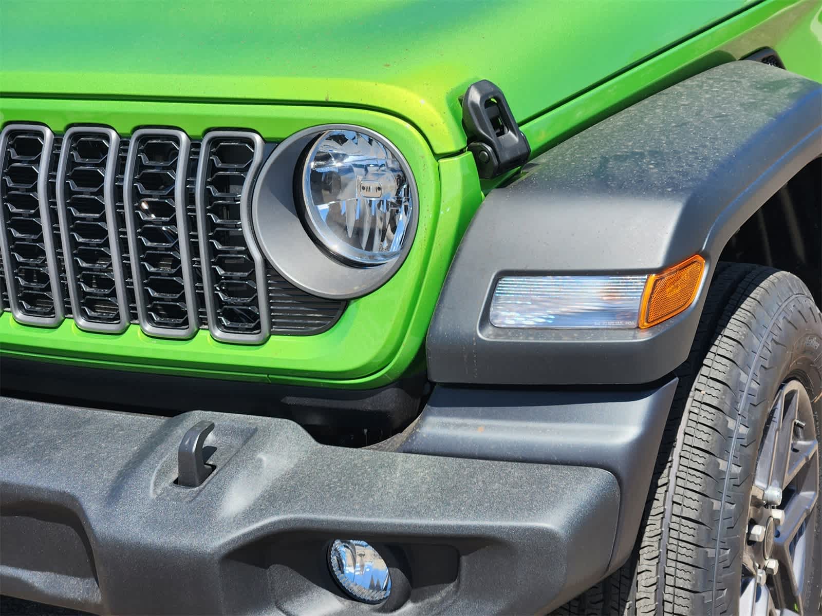 Thumbnail: 2025 Jeep Wrangler - 8