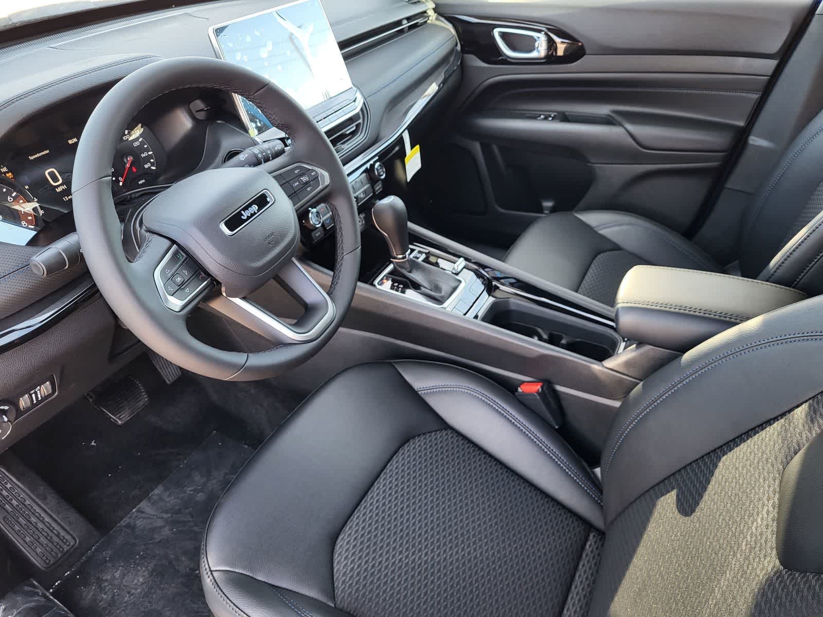 Thumbnail: 2026 Jeep Compass - 9