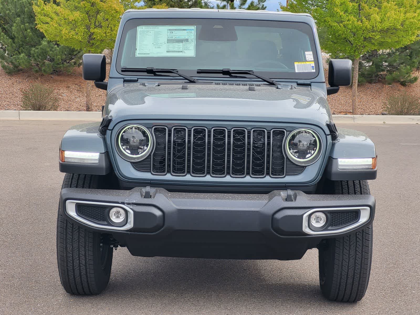Thumbnail: 2026 Jeep Gladiator - 2