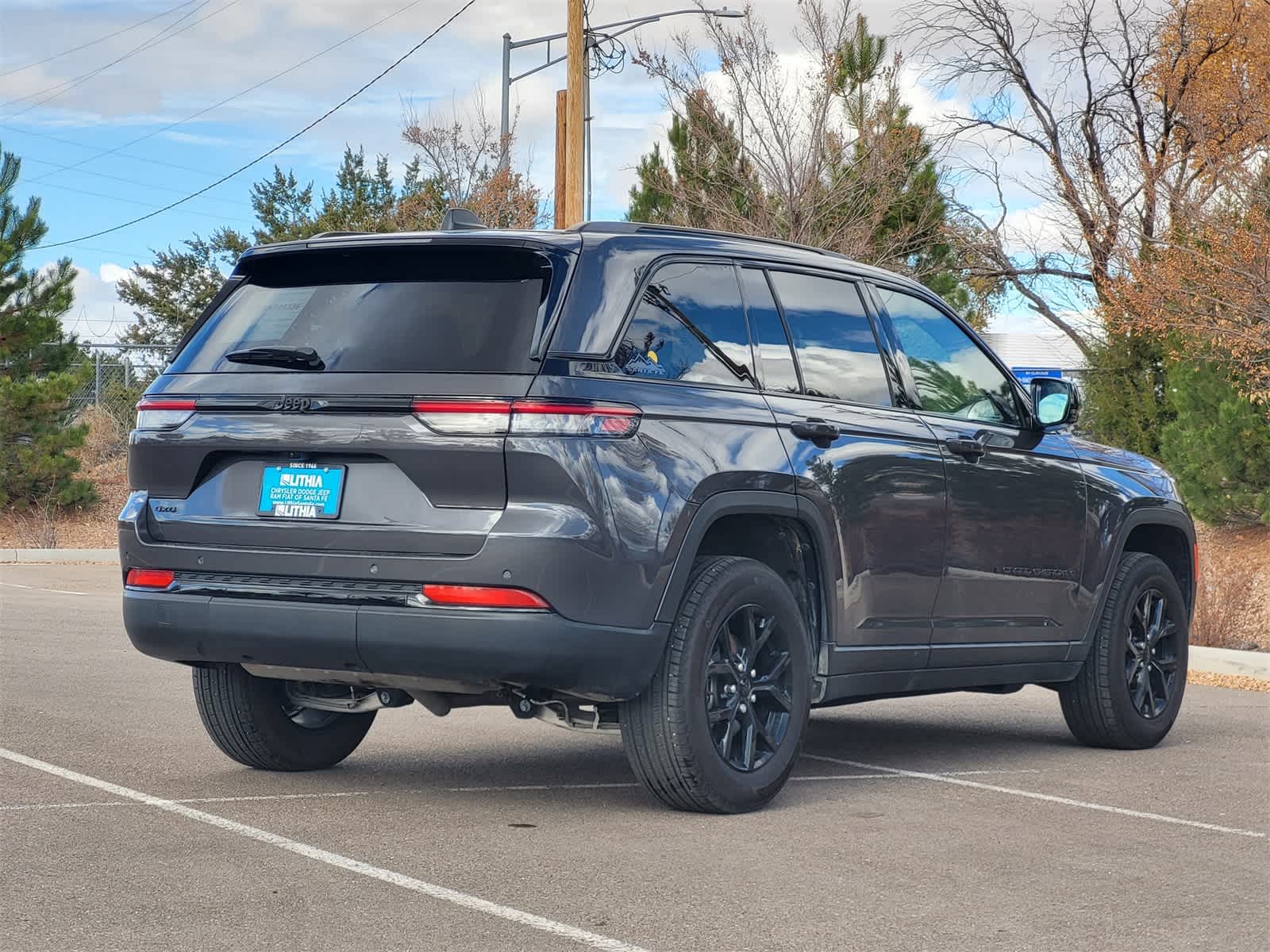 Thumbnail: 2024 Jeep Grand Cherokee - 5