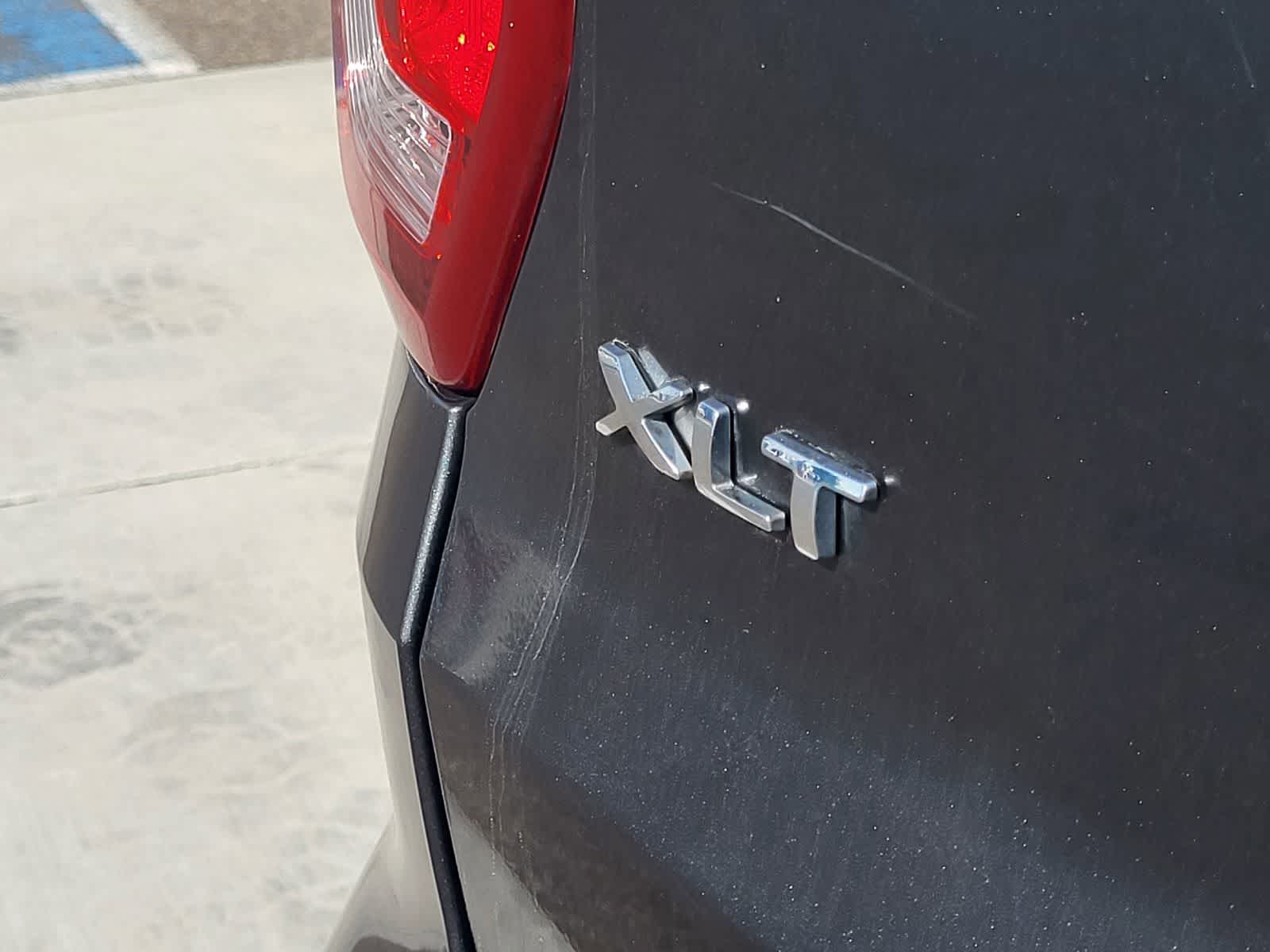 Thumbnail: 2019 Ford Explorer - 11