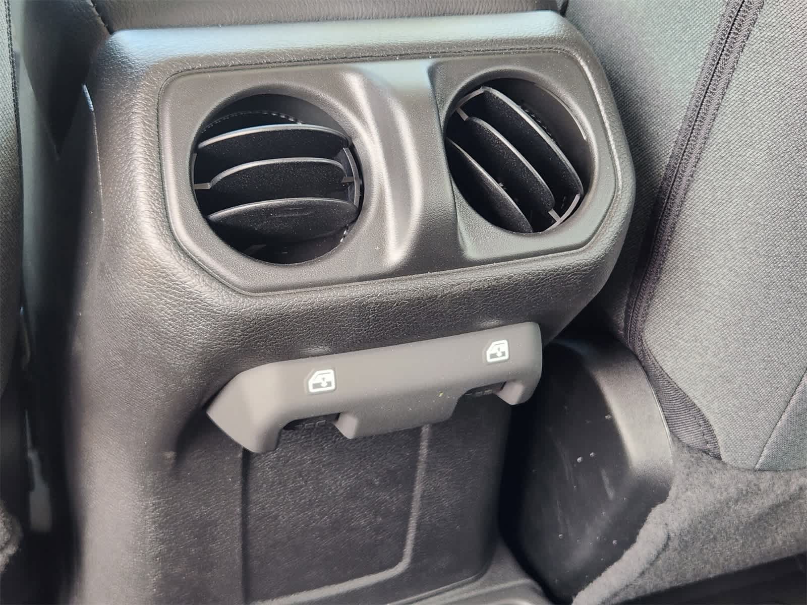 Thumbnail: 2025 Jeep Wrangler - 26